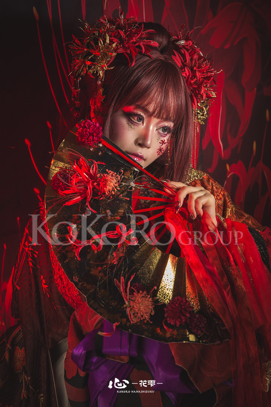 赤ロングウィッグの彼花姫スタイル