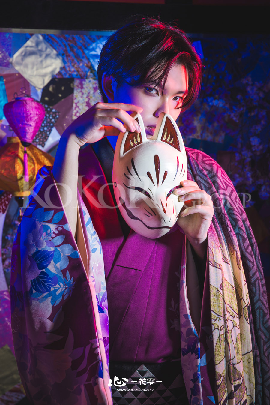 Traditional Japanese kimono styling for a men’s studio photoshoot in Kyoto